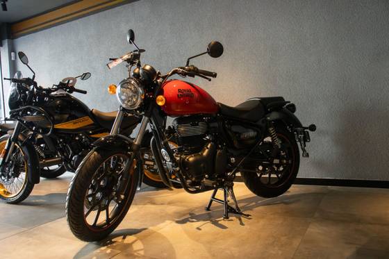 ROYAL ENFIELD METEOR 350 FIREBALL 